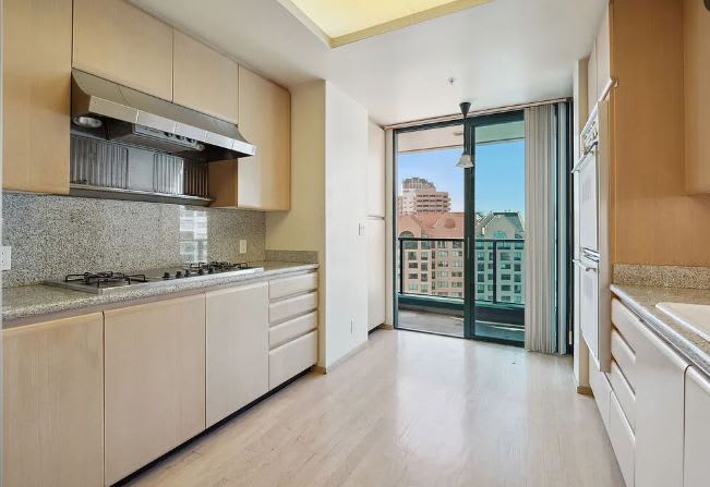 10490 Wilshire Blvd Apt 1402 – photo 4