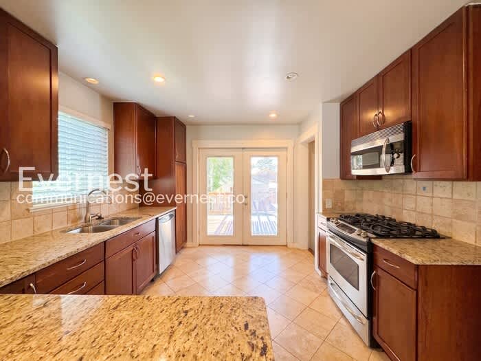 1661 South Pearl Street – photo 4