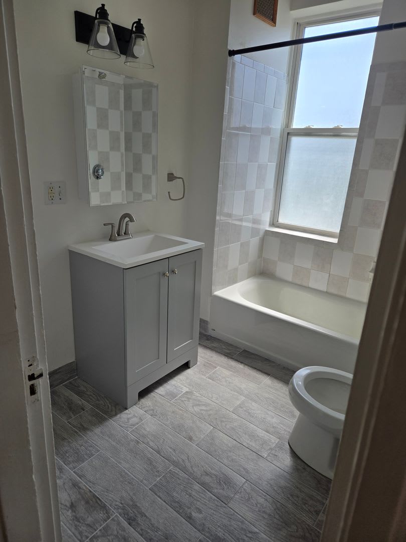Studio in Allston is available now – photo 5