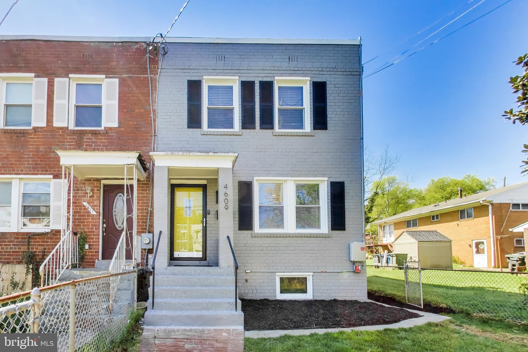 4609 HILLSIDE Road SE – photo 1