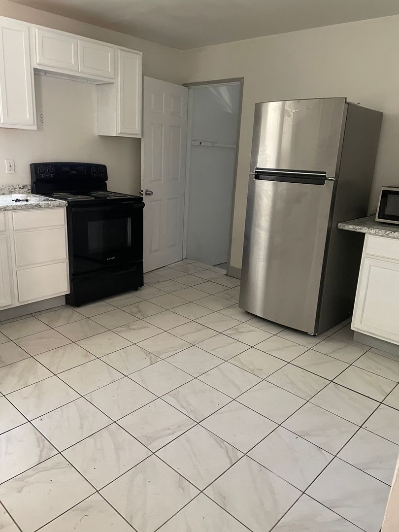 Two Bed One Bath Home Available Now – photo 5