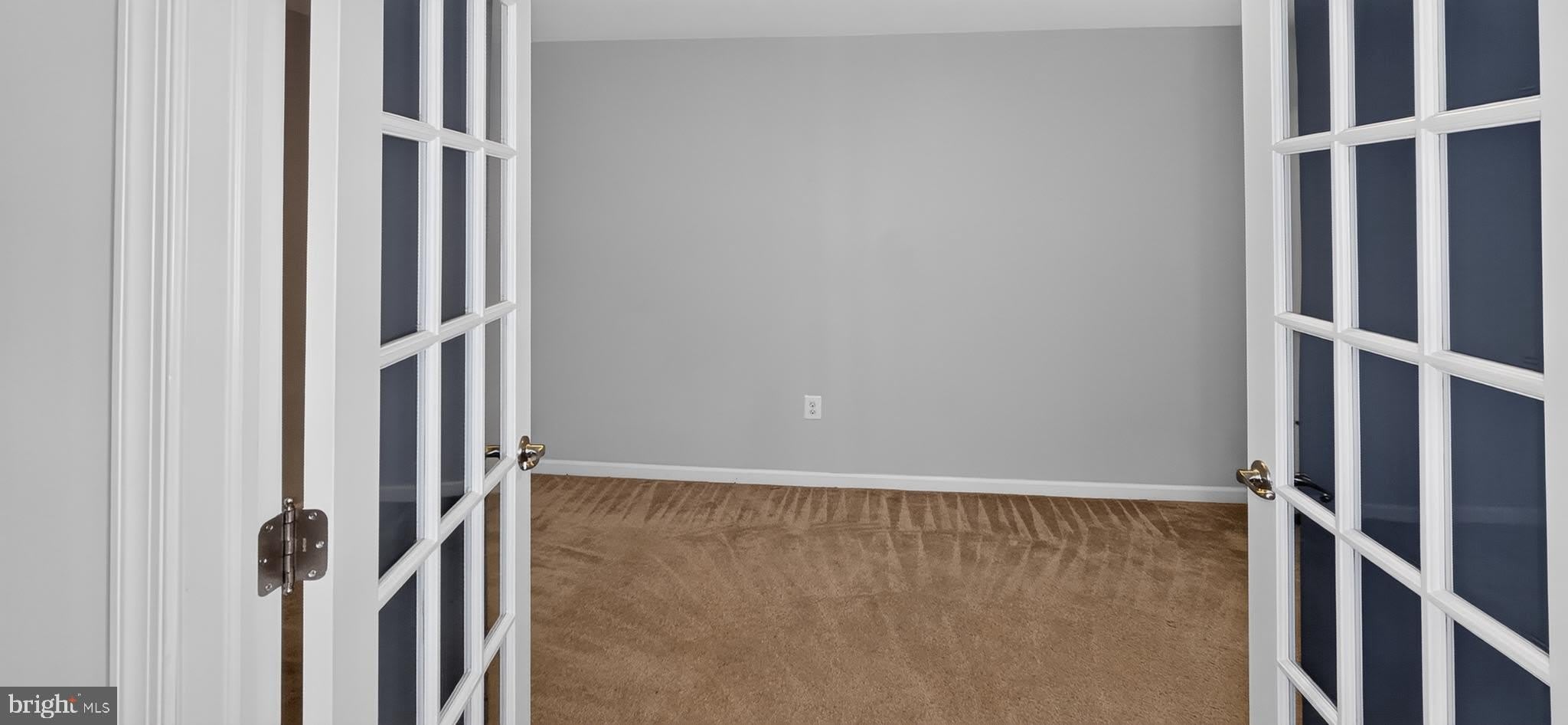 5363 S Center Drive – photo 5