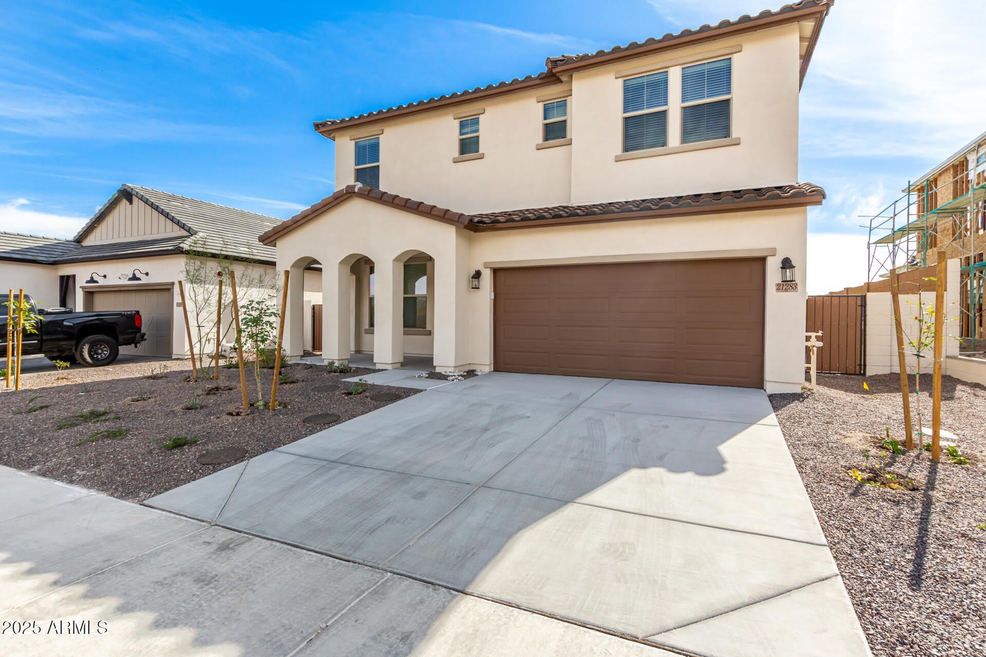 21283 W EDGEMONT Avenue – photo 2
