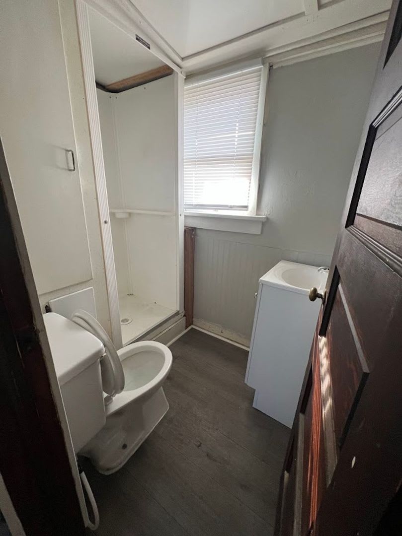 1621 W Jackson St Wynn Funds Llc – photo 2