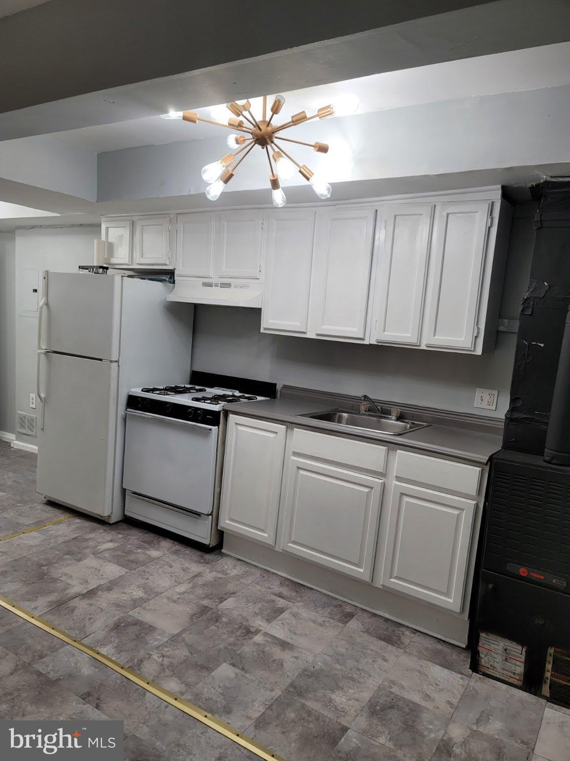 5037 BENNING Road SE – photo 4