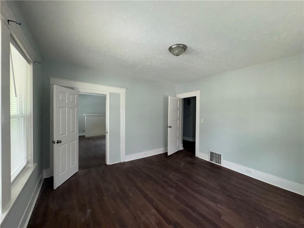 1462 Lucile Avenue SW – photo 3