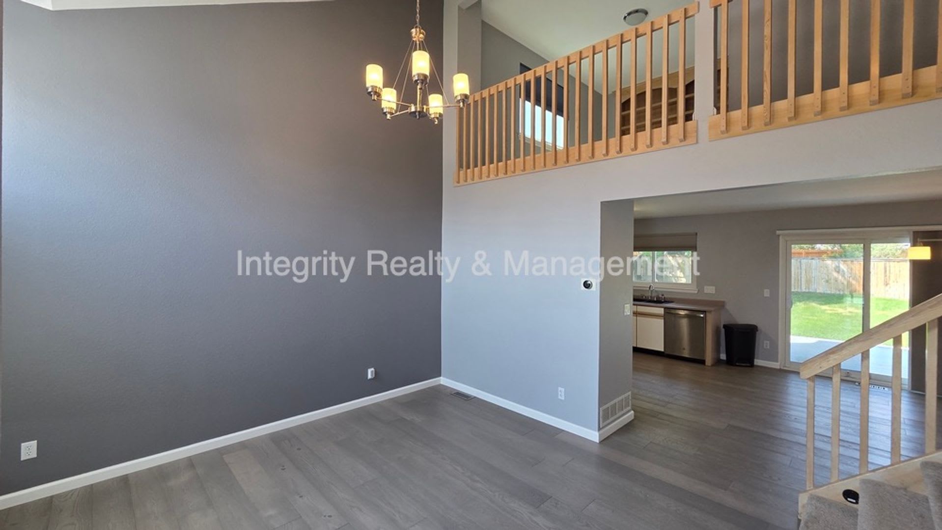 3 Bed 3 5 Bath 2296 Sqft 5056 Weeping Willow Cir – photo 4