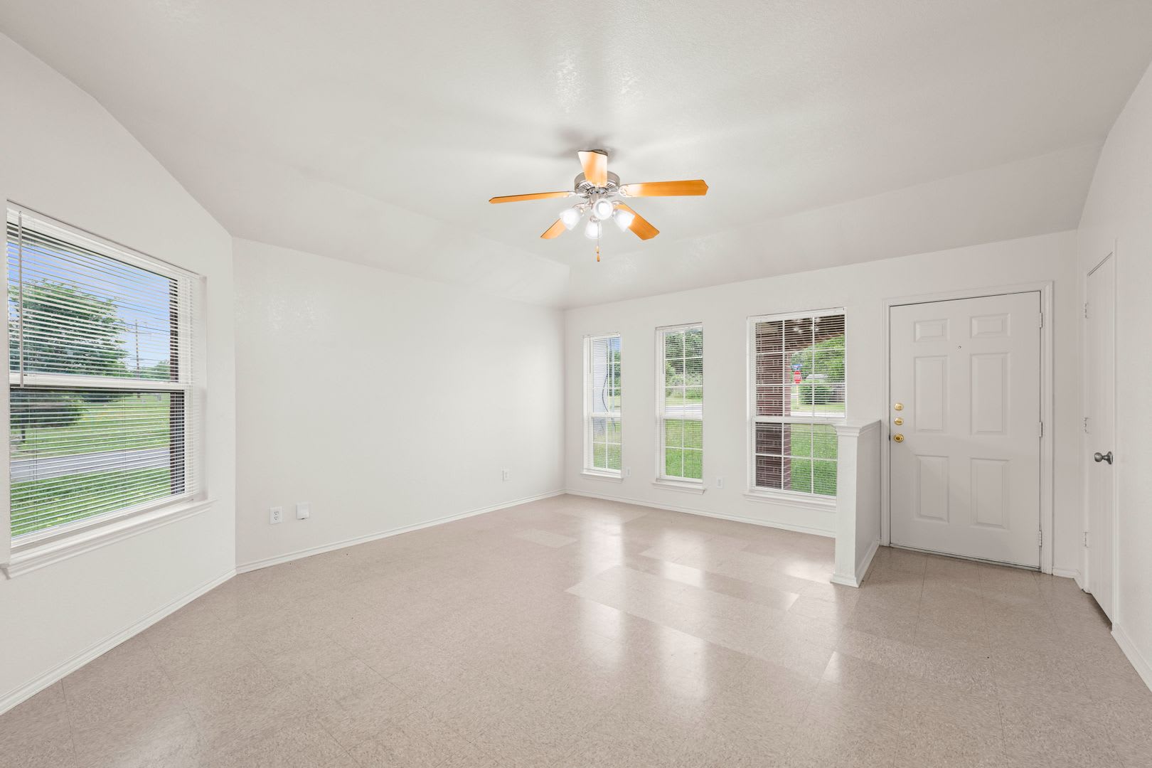Great 3 Bedroom Home in Temple! – photo 3