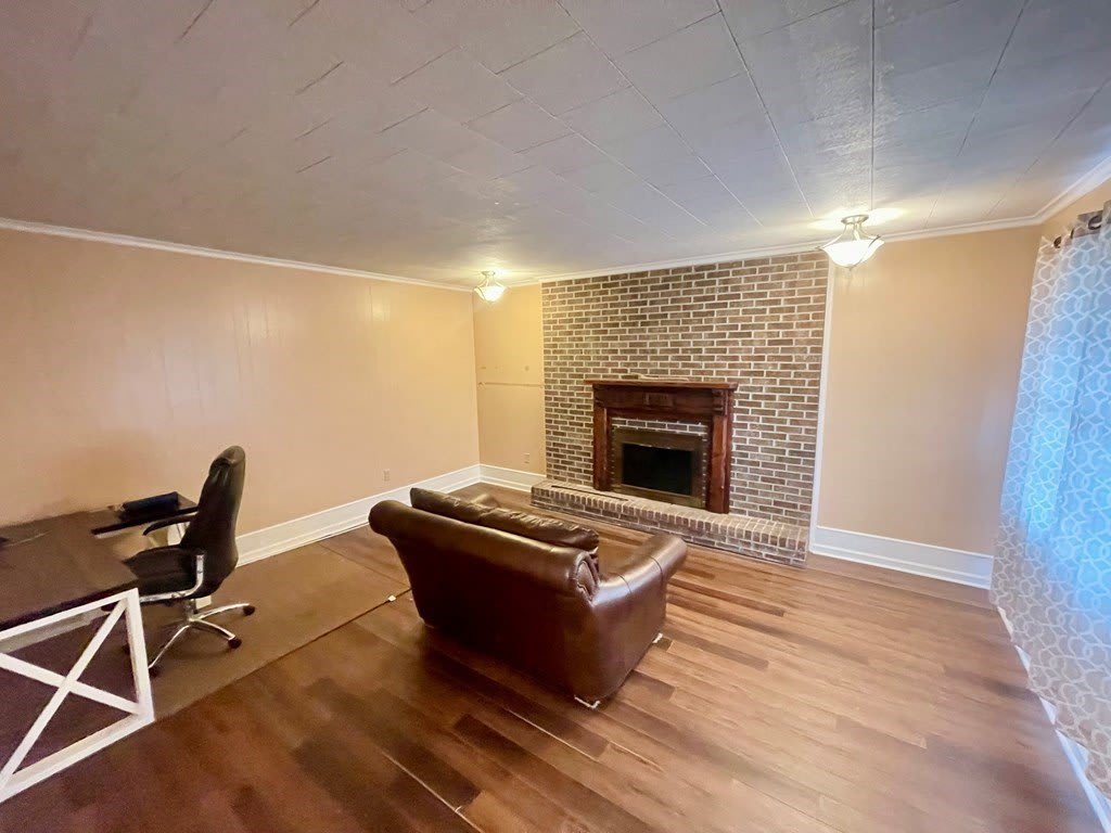 104 Lynn Circle – photo 2