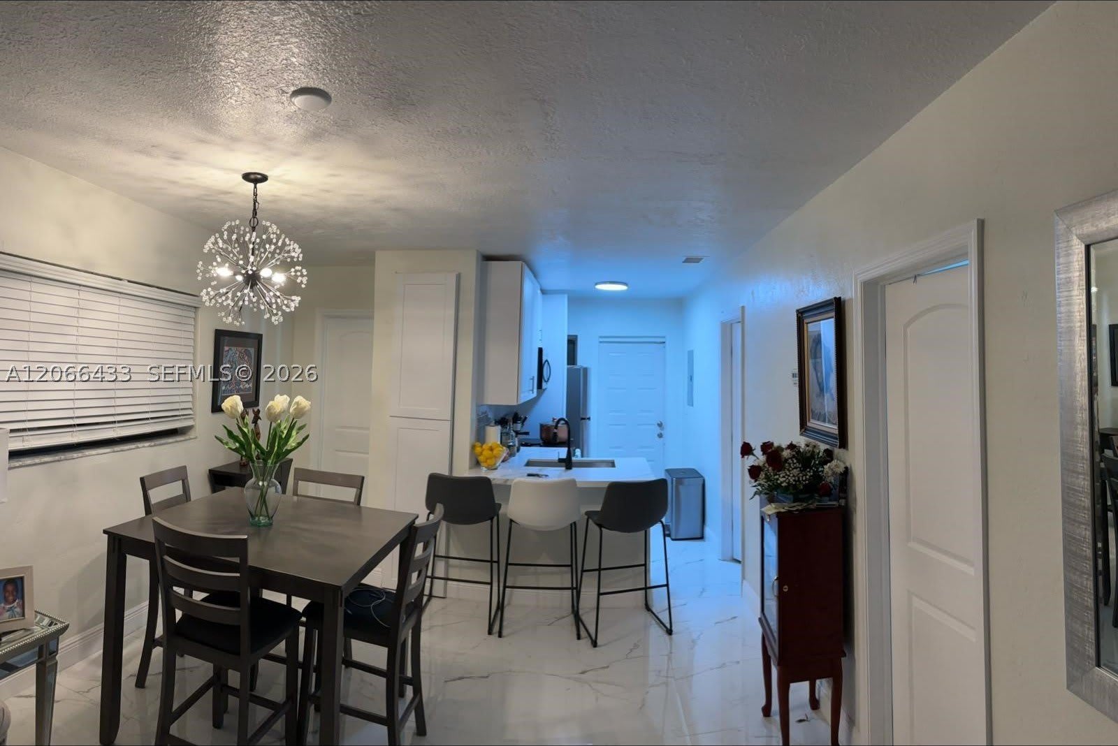 400 N 60th Way – photo 1