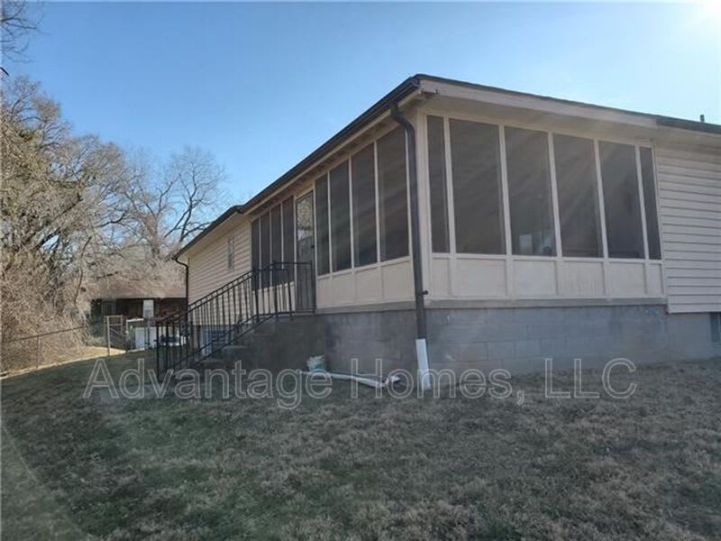 3212 N 68th St – photo 4