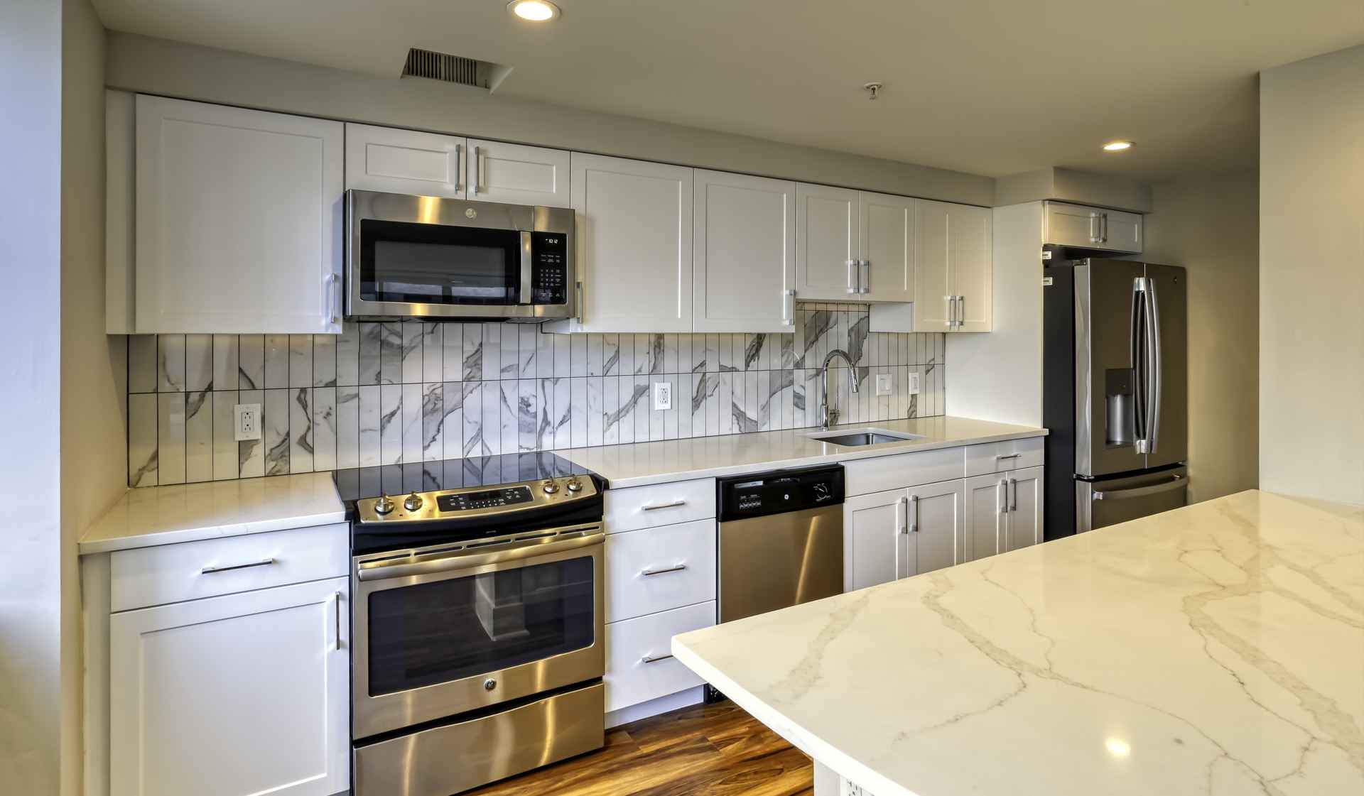 1501 S Newkirk Street – photo 4