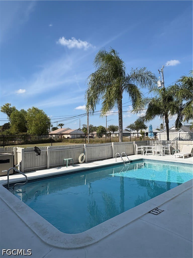 1005 SW 48th Terrace – photo 3