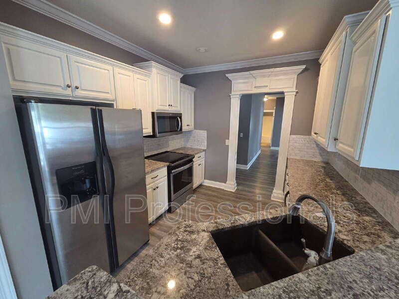 3606 Geneva Dr – photo 4
