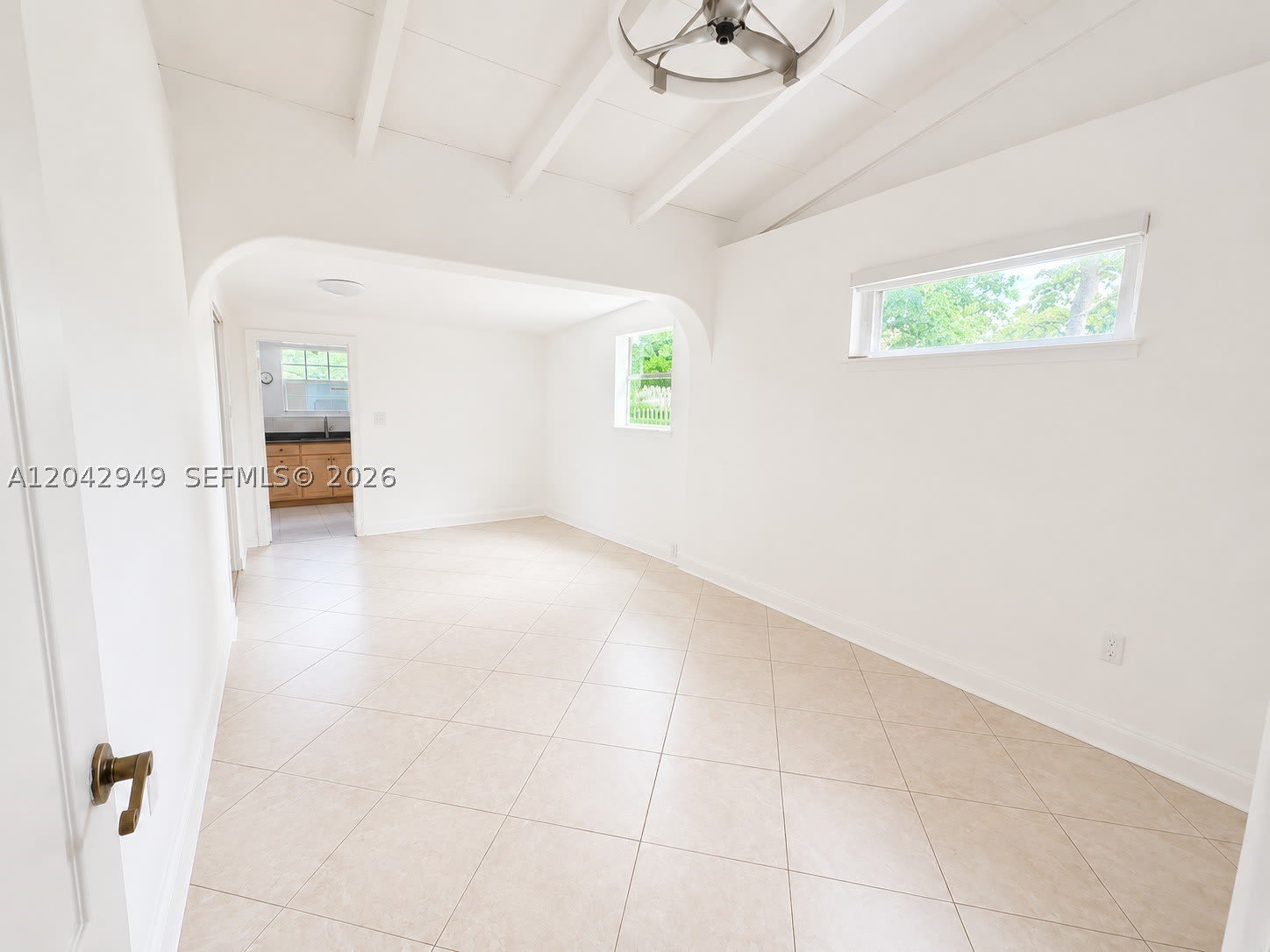 401 NW 198th St – photo 3