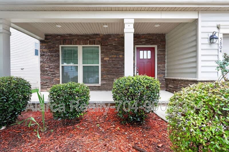 5804 Selkirkshire Rd – photo 2