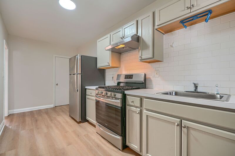 2976 Cornwall Rd – photo 3