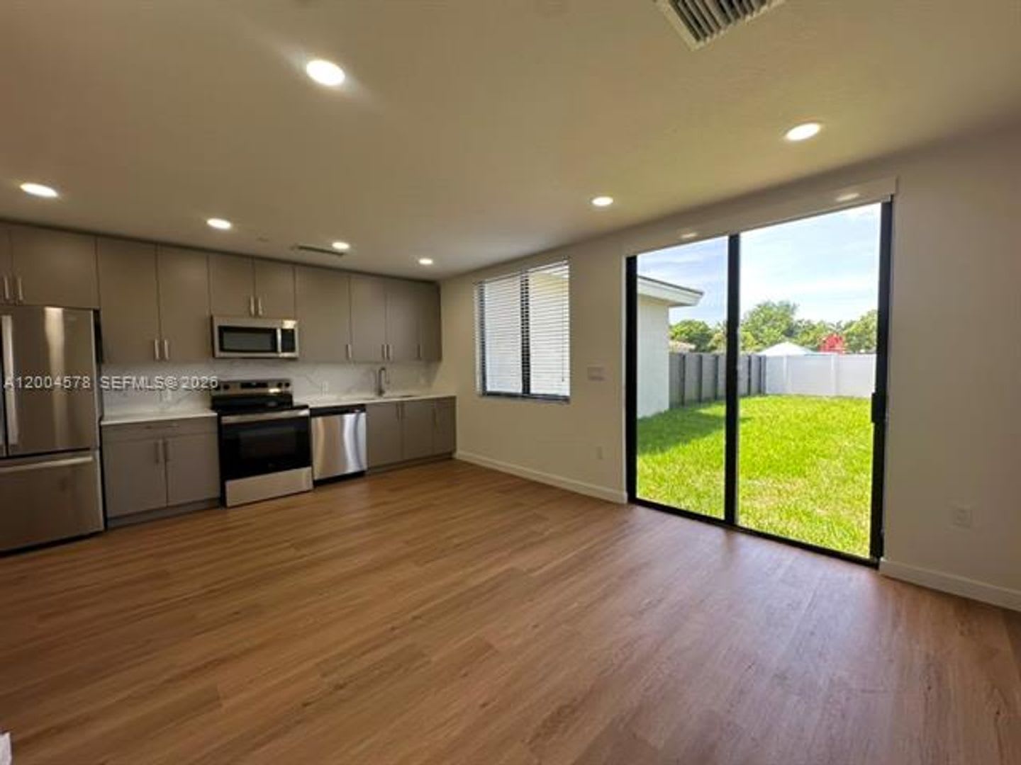 12554 SW 194th St # 12554, Miami, FL 33177 – photo 2