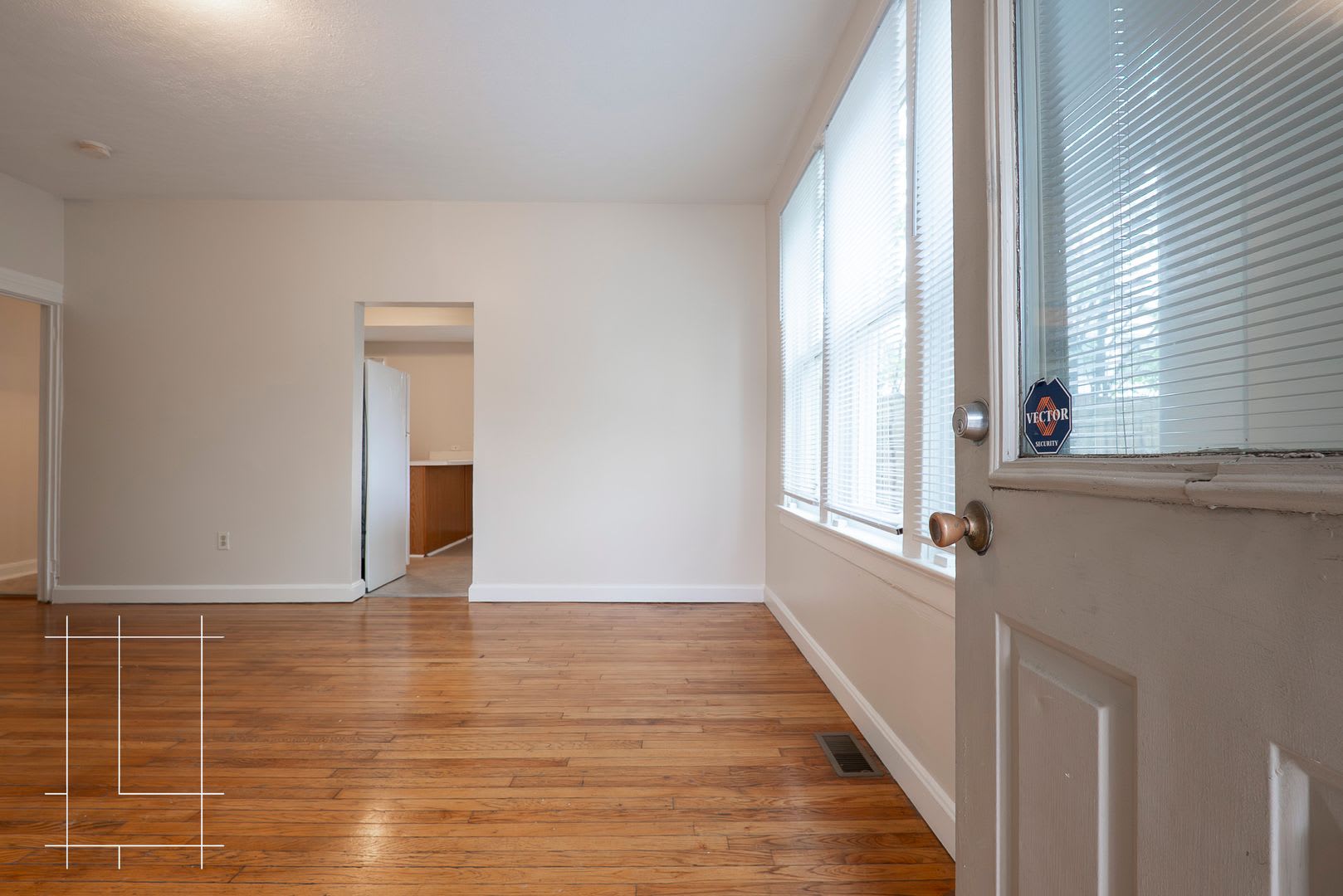 Single Family Home Available 9/4/2026 – photo 4