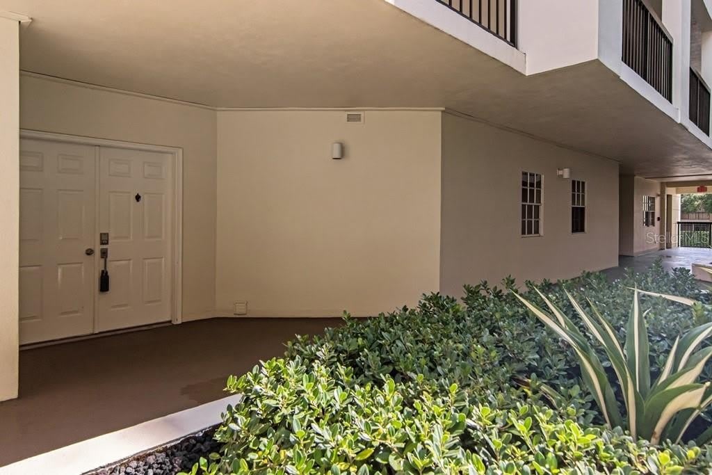 1002 S Harbour Island Boulevard – photo 5