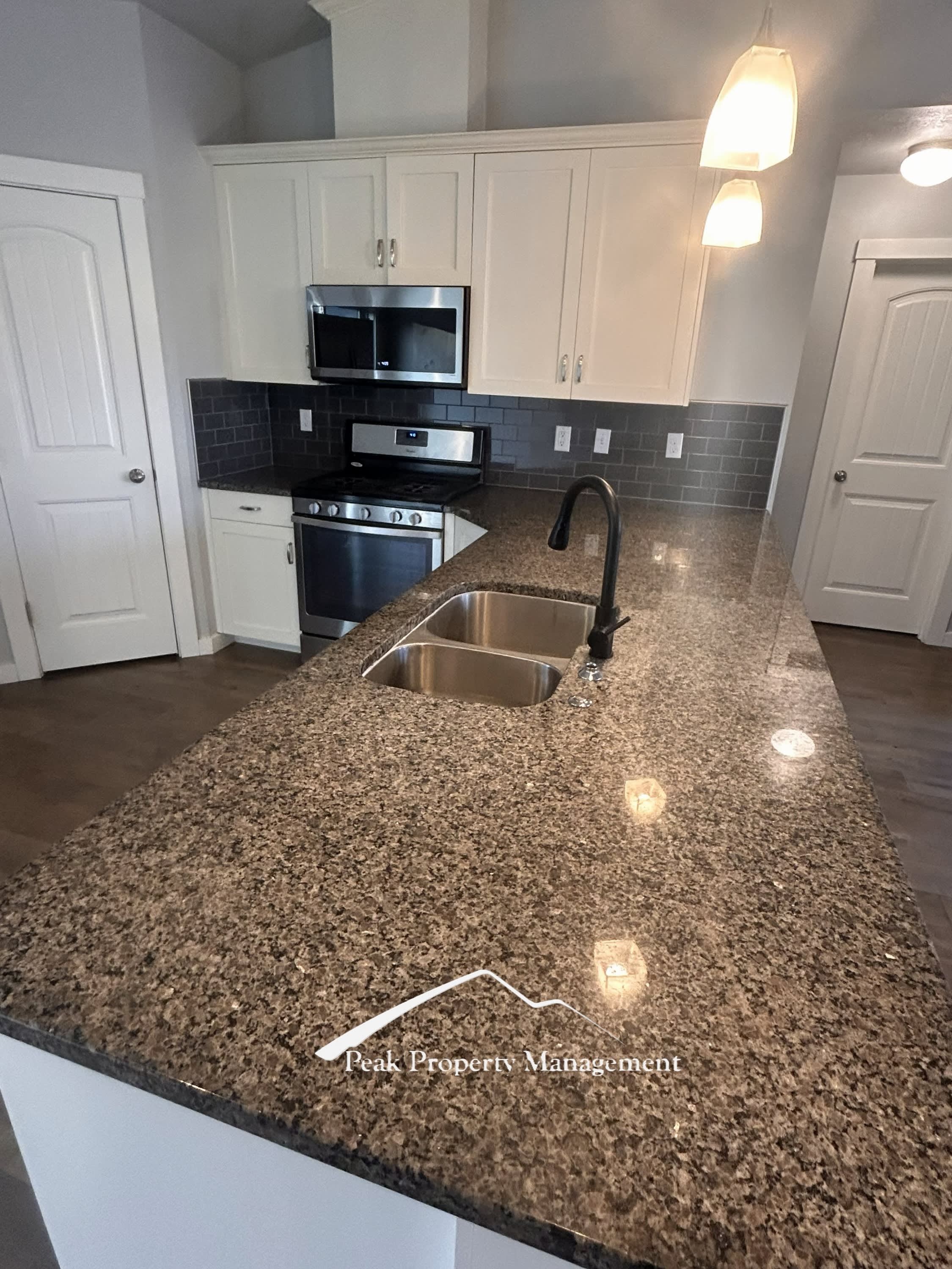 2070 Kelly Drive – photo 5