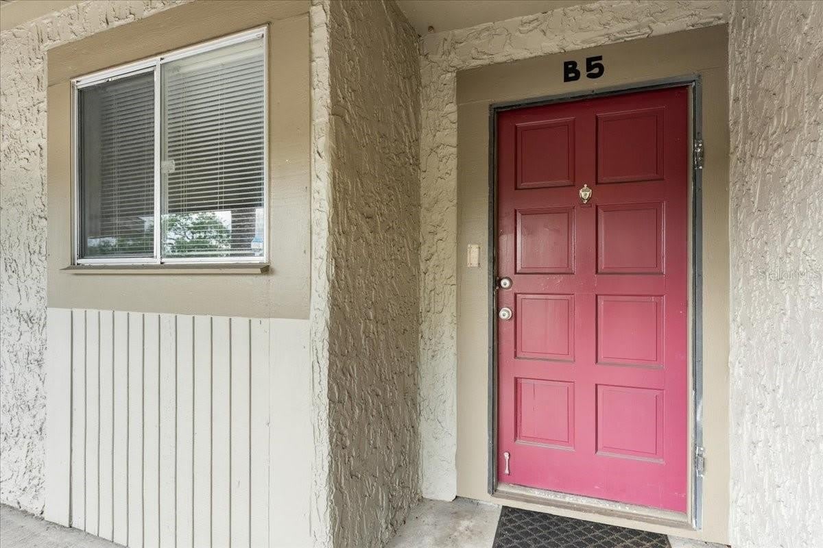 6332 NEWTOWN Circle – photo 3