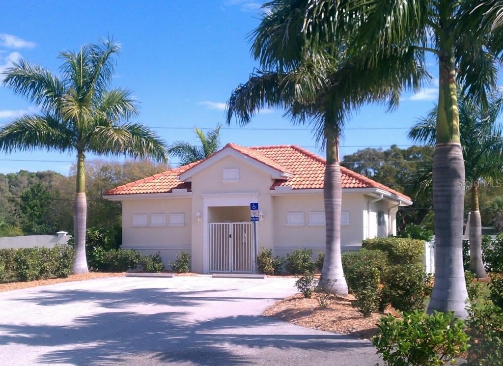 10313 HEBBLEWHITE Court – photo 2