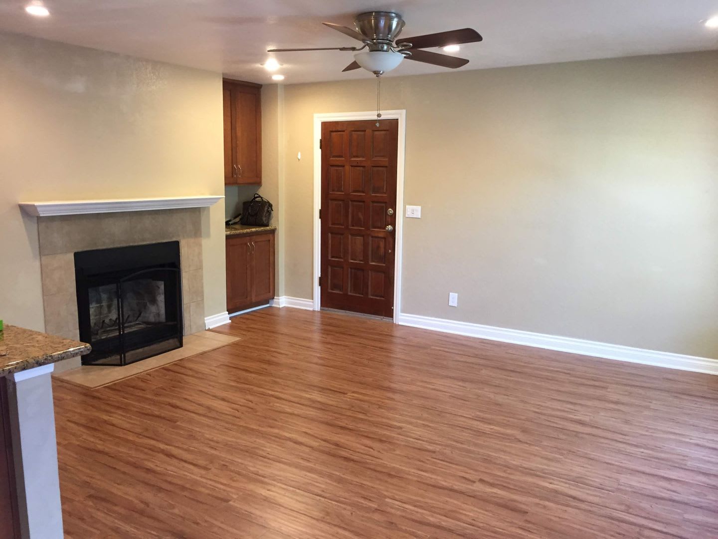 2-Bed, 2-Bath Near SDSU! $500 off First Month! – photo 2