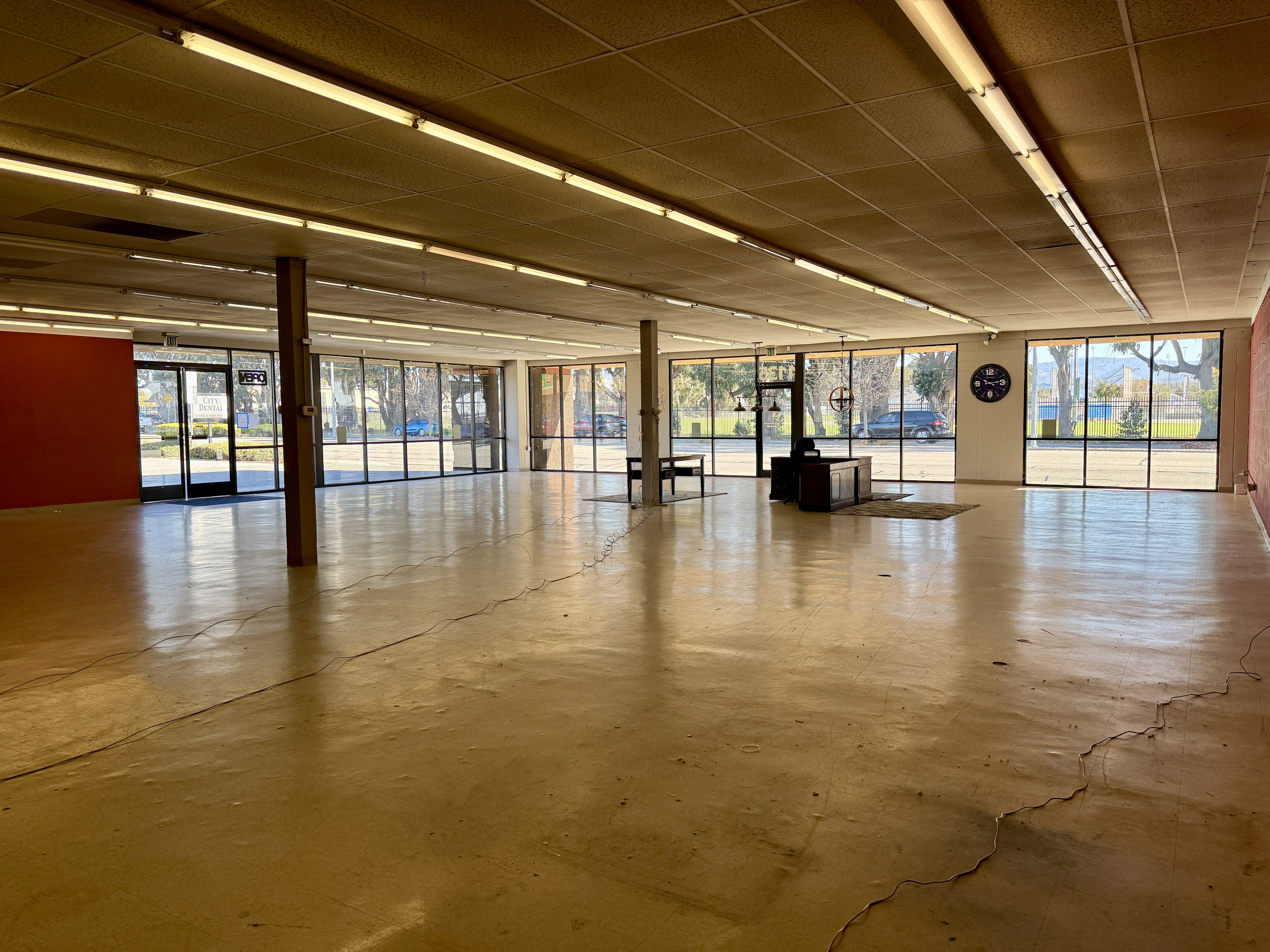 1135 N Main St – photo 4