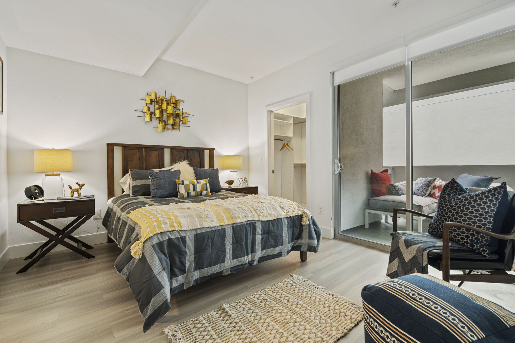 Living at NoHo – photo 2