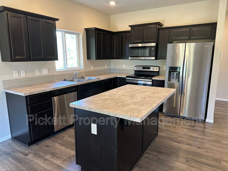 6461 Hornet Cir NE – photo 5