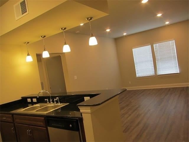 2725 INDEPENDENCE Street – photo 3