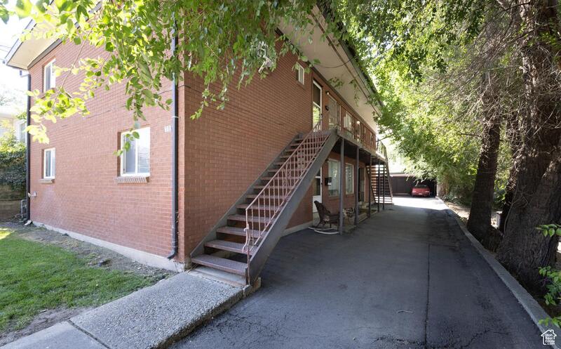938 E Lowell Ave – photo 4