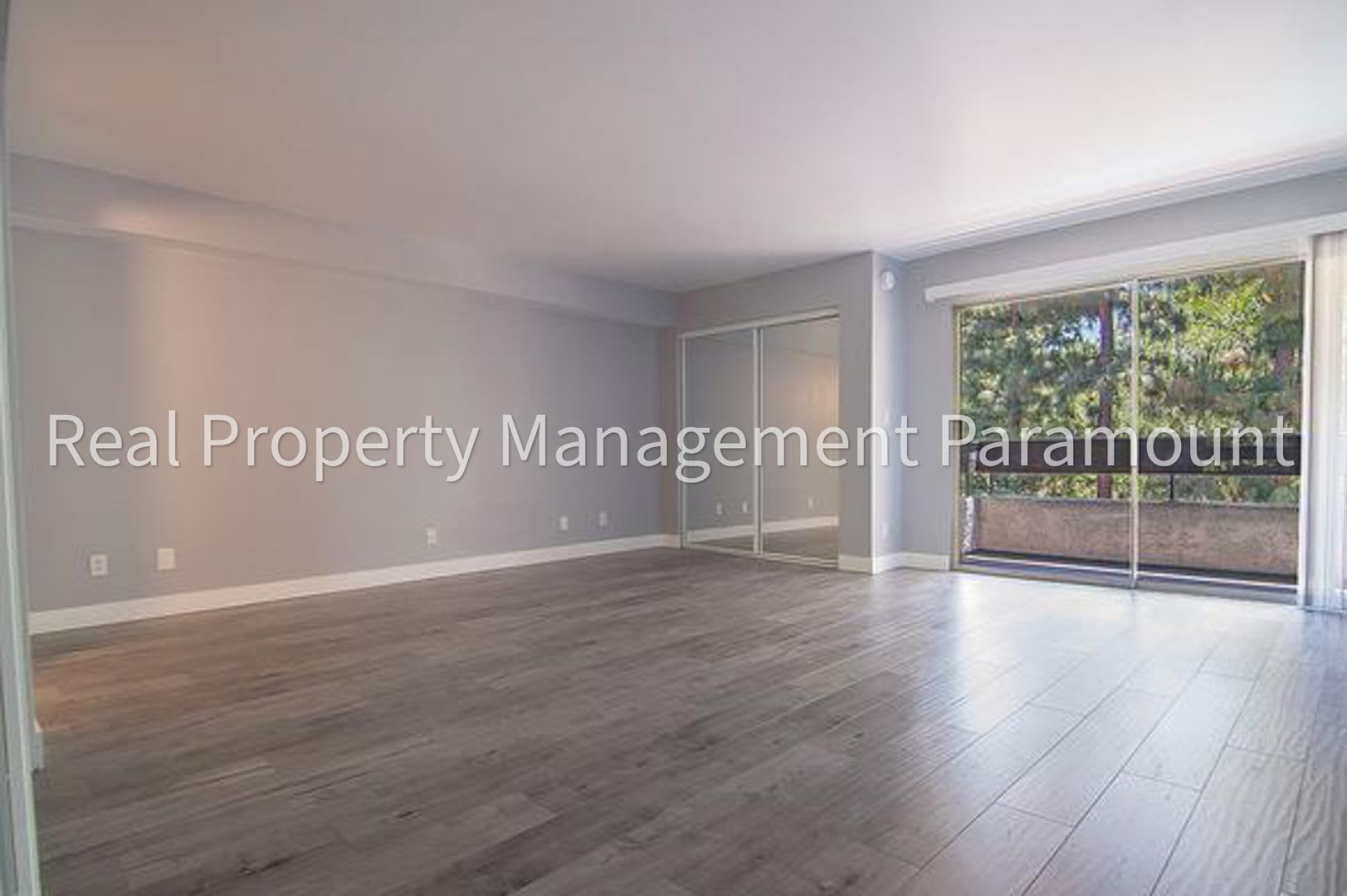 Spacious Condo With Relaxing Pool Views – photo 5