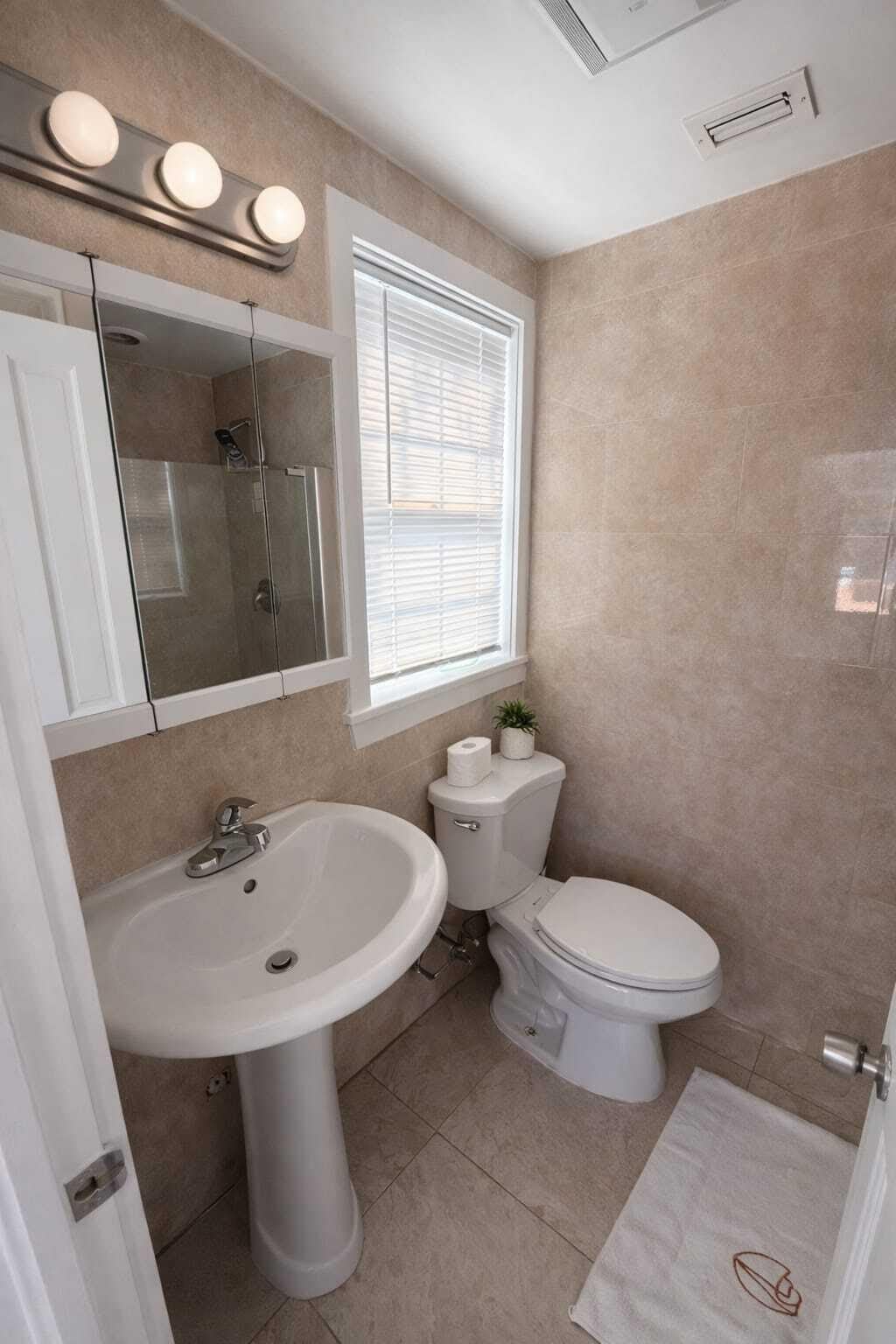 1110 White Street – photo 5