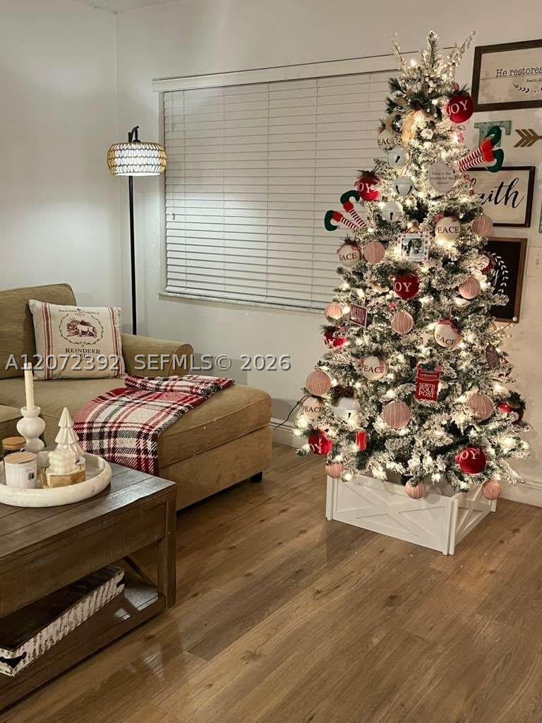 10468 NW 8th St – photo 2