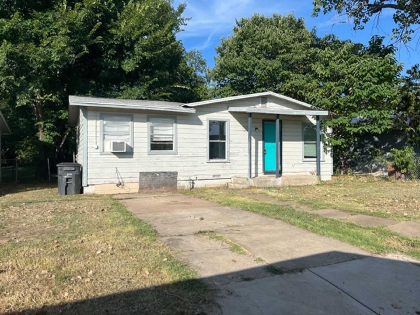 3 bed 1 bath ready now – photo 1