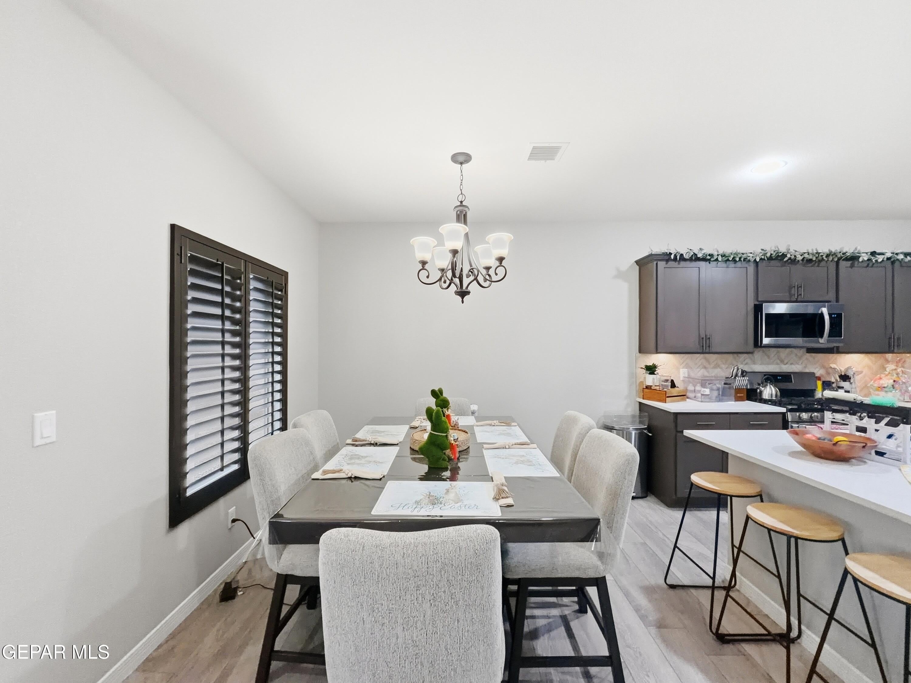 12805 Kingsbury Avenue – photo 5