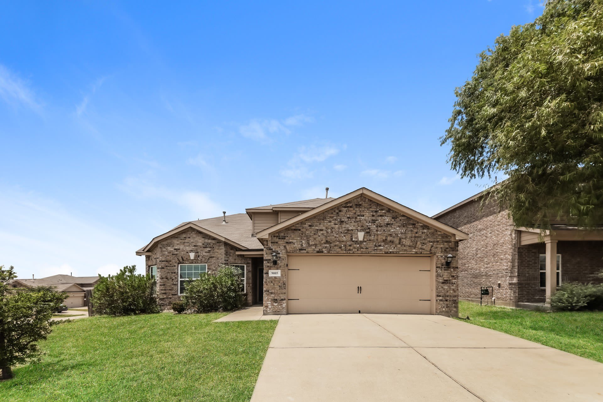 9005 Woodfern Drive – photo 1