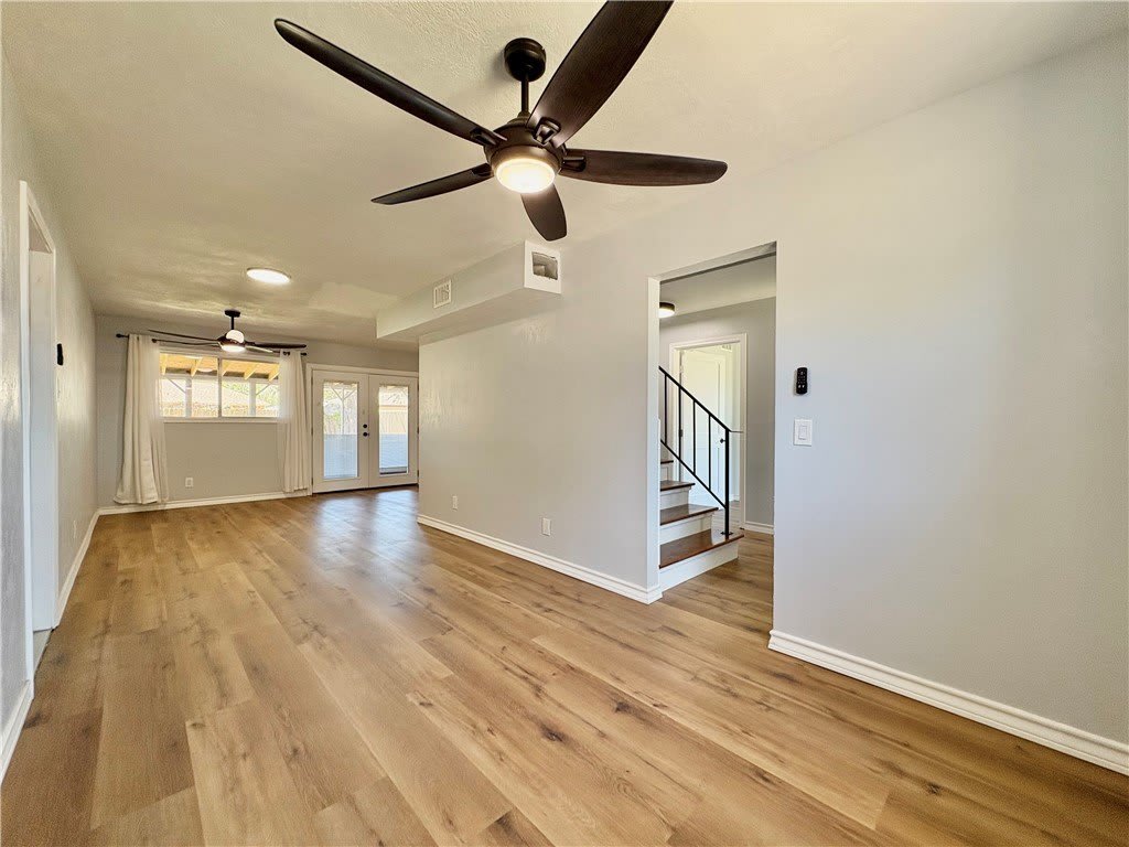 221 Ghent Place – photo 2
