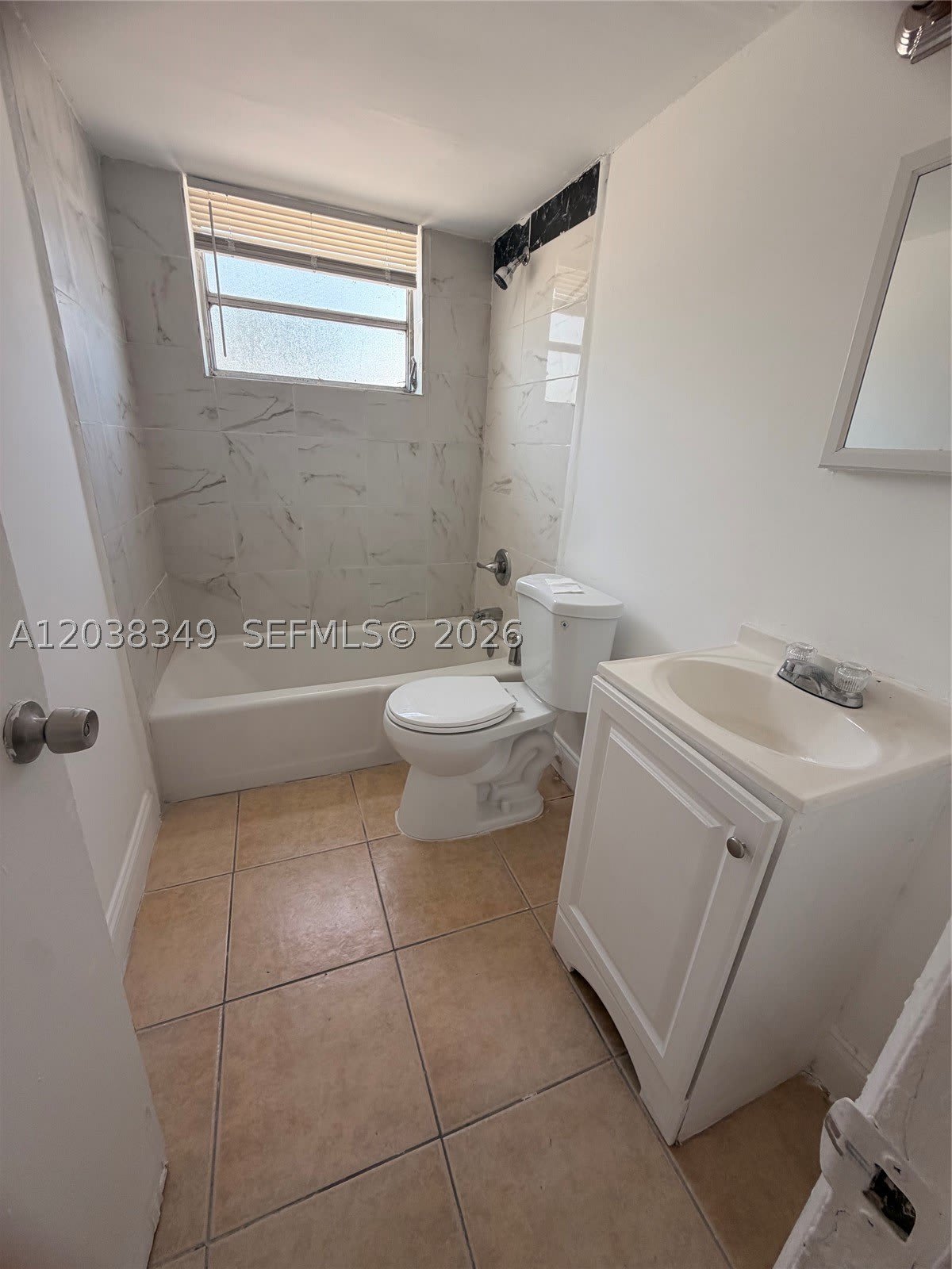 8450 NE Miami Ct – photo 3
