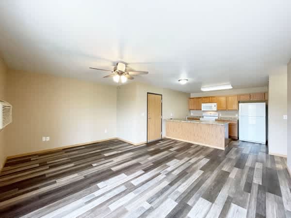 Burlington Apartments – photo 4