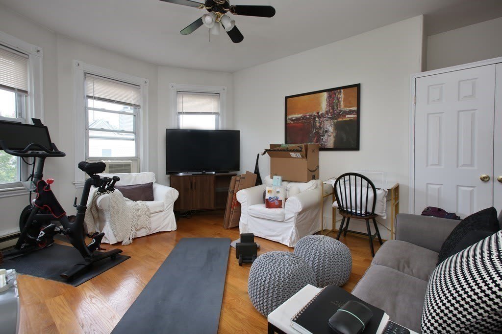 167 M St – photo 2