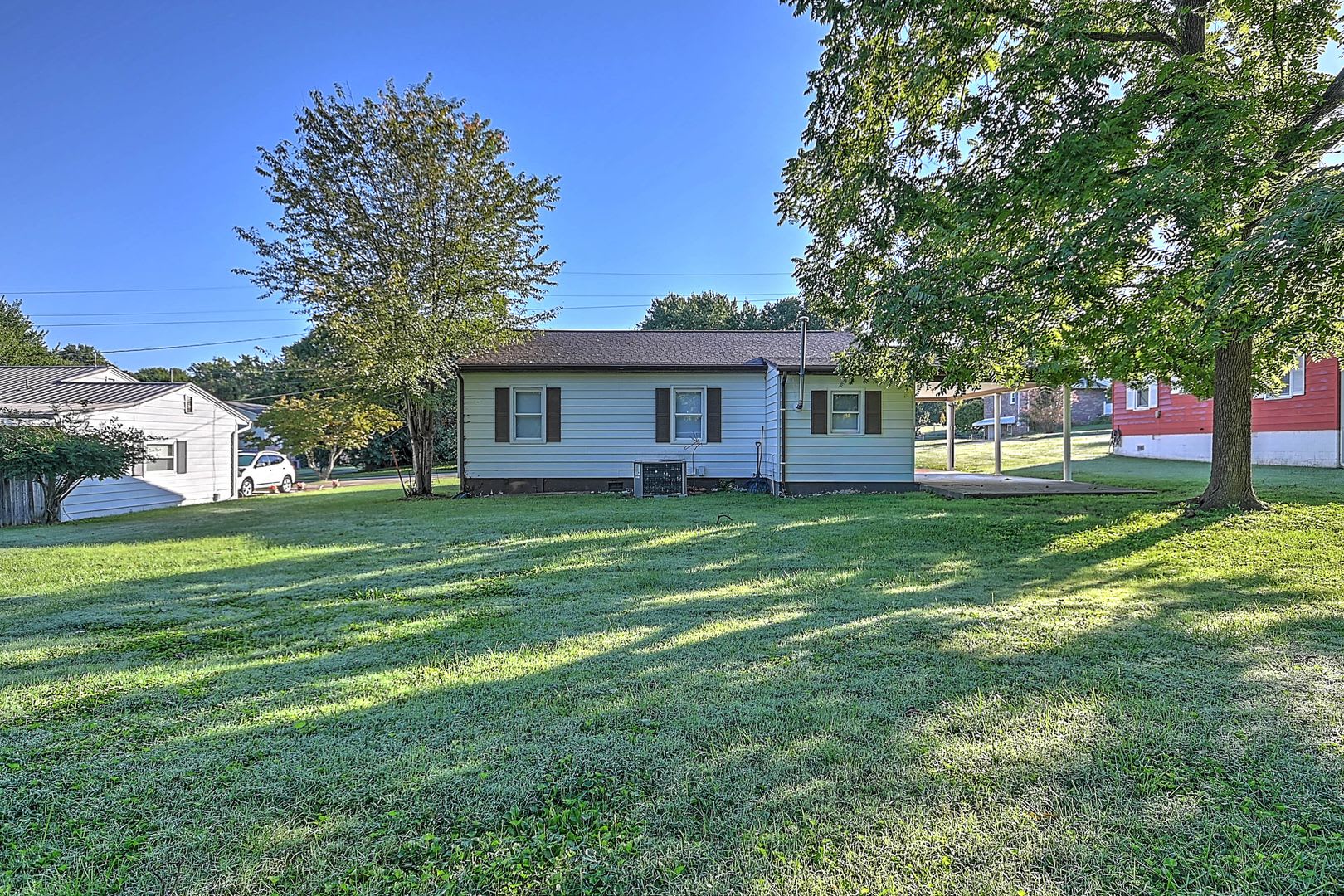 3 Bedroom / 1 Bath Home – photo 2