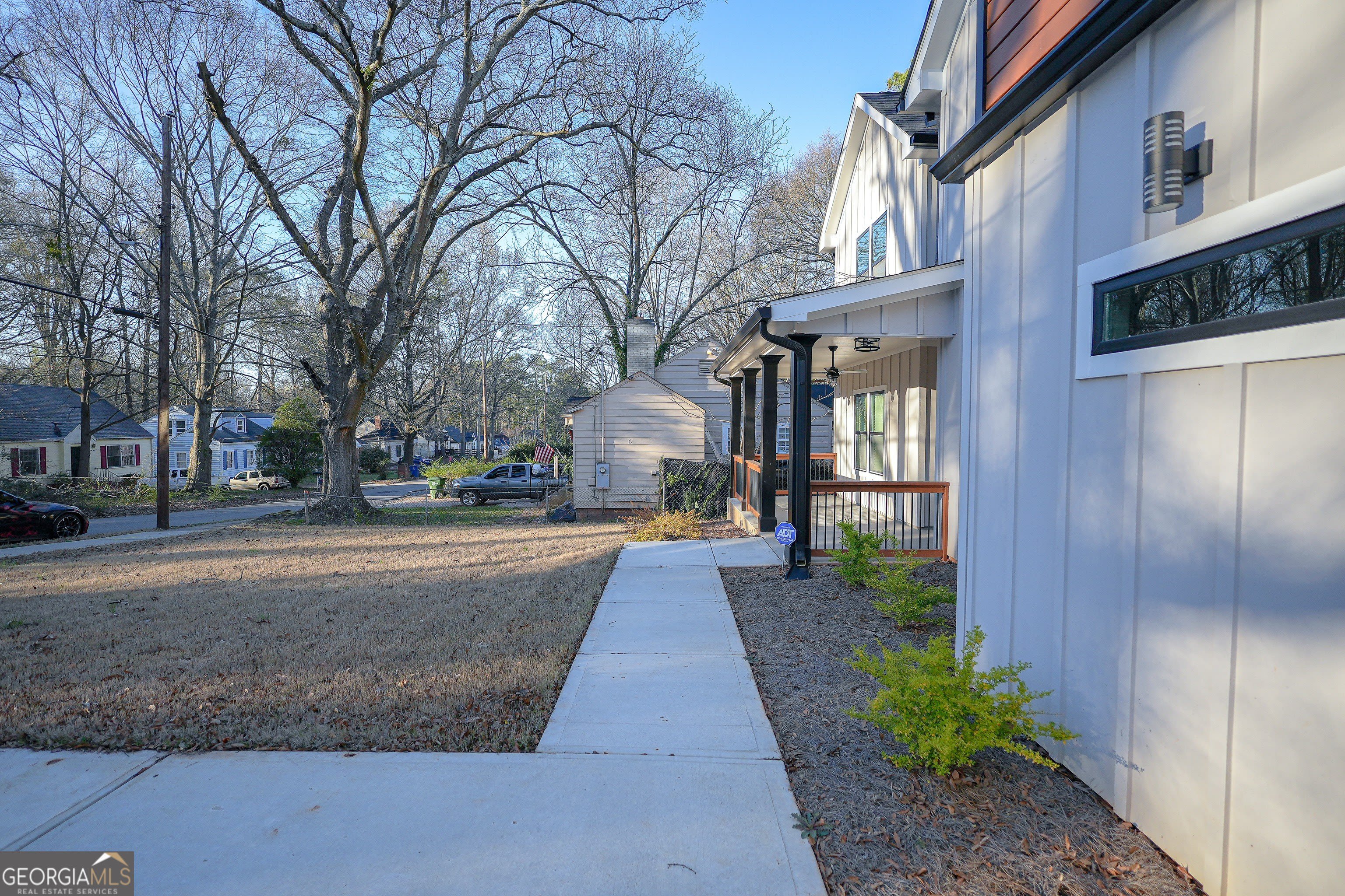 1452 Lockwood Drive SW – photo 3