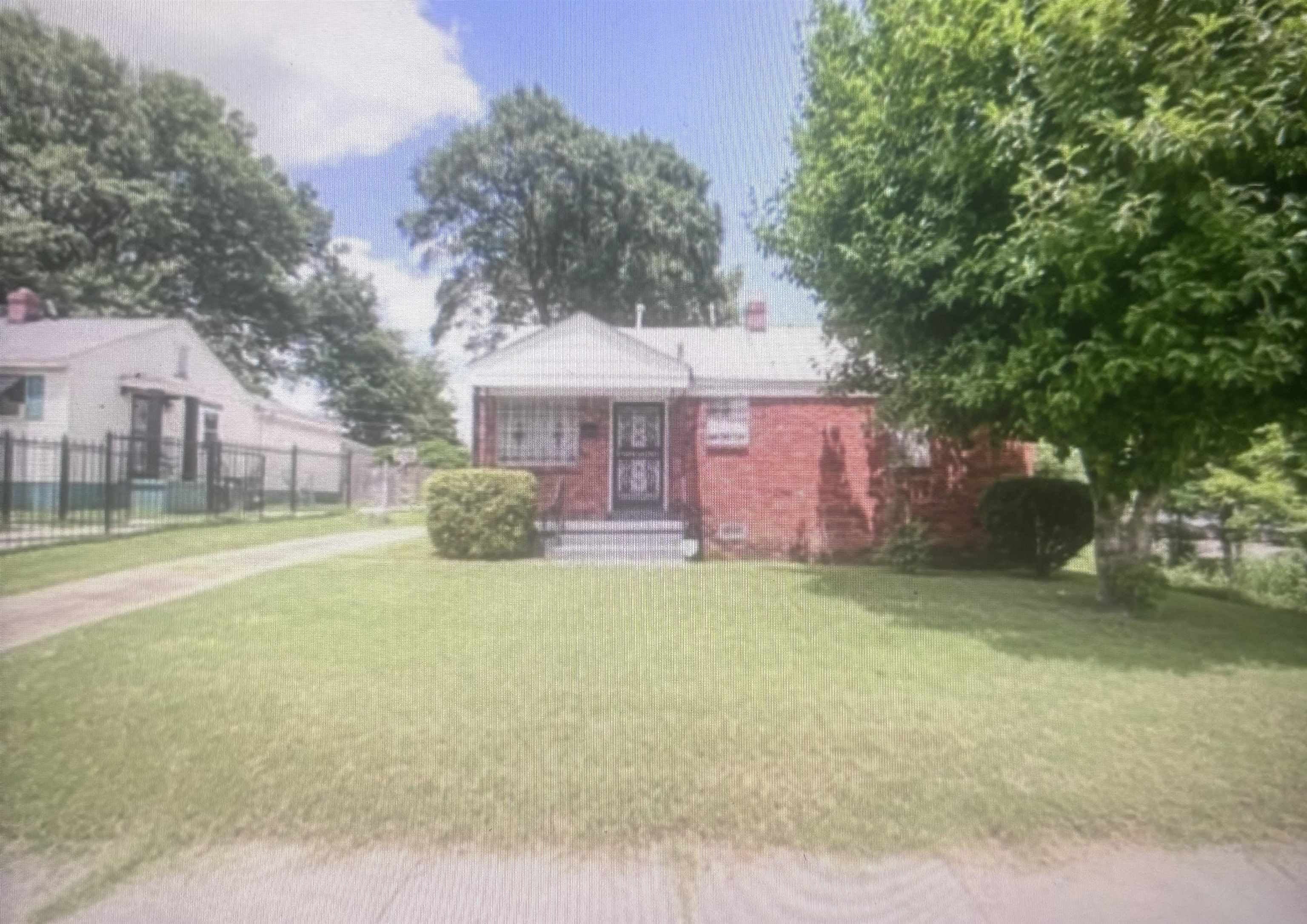 494 FERNWOOD Ave – photo 2