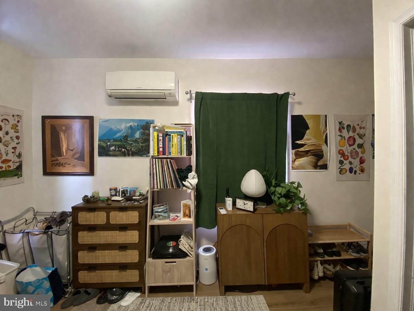3215 SUMMER Street – photo 3