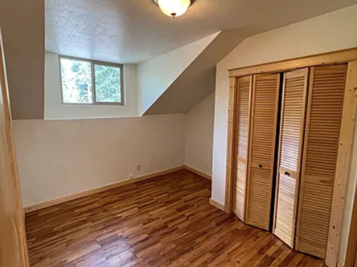 Downtown Flagstaff 3-Bedroom Rental – photo 3