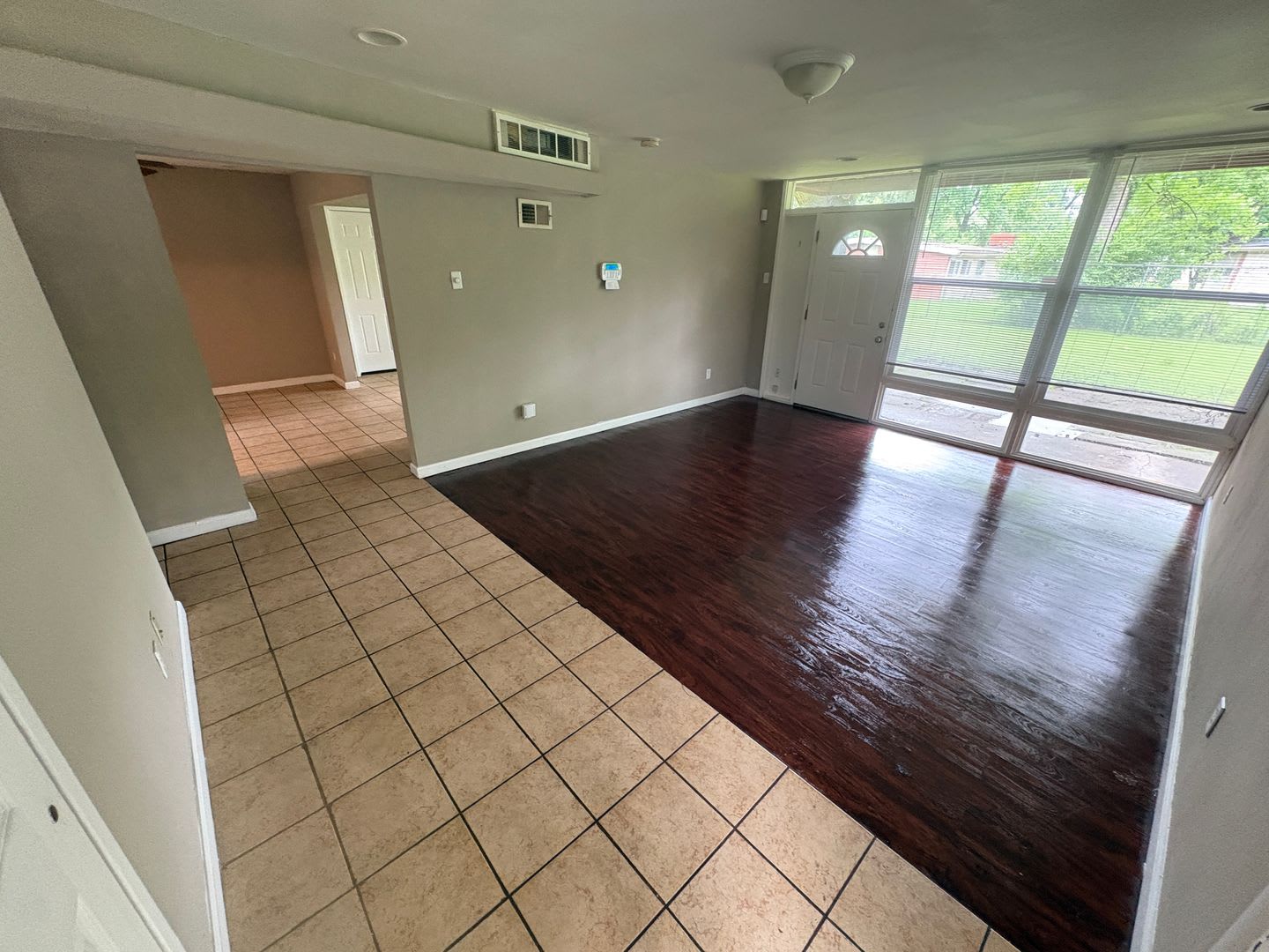 3 Bedroom/1.5 Bath Brick Ranch – photo 2