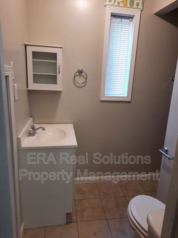 317 Bigelow St. – photo 4